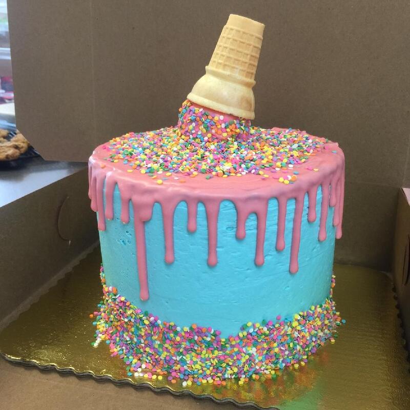 Ice Cream Drip Cake
$90 - 6" Round
$110 - 8” Round